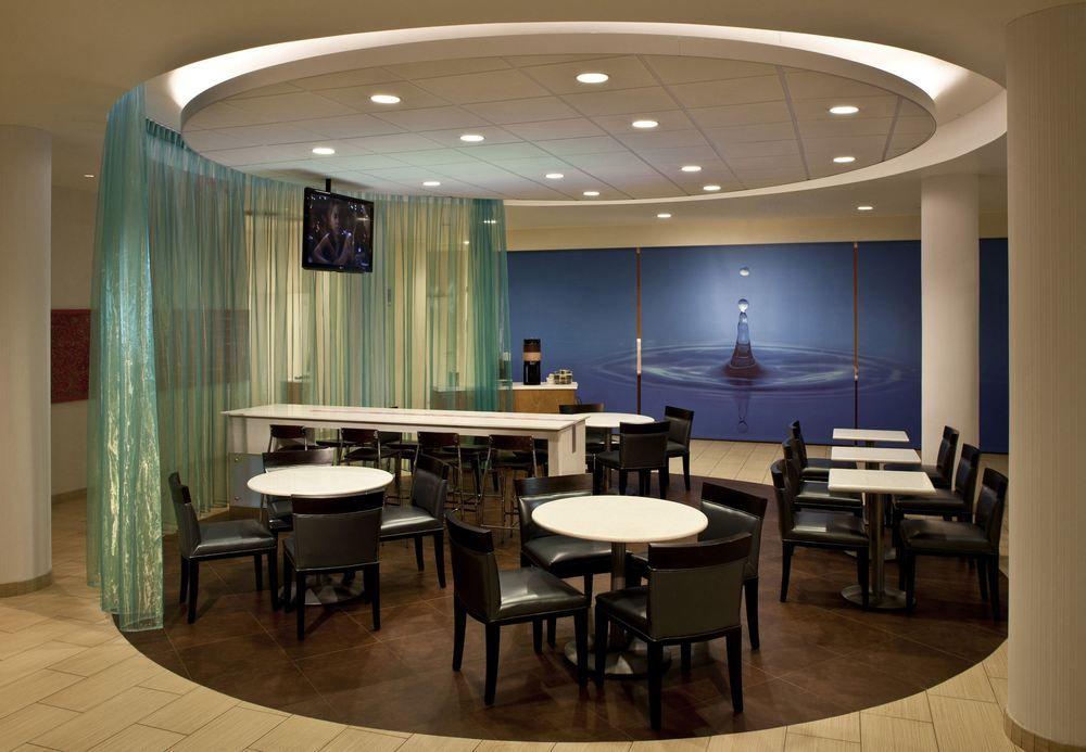 Springhill Suites By Marriott Huntsville Downtown Экстерьер фото