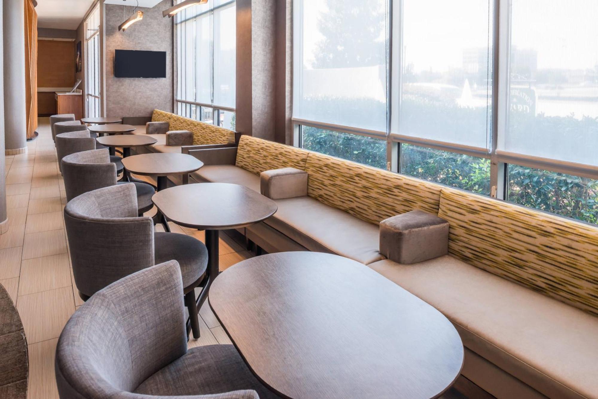 Springhill Suites By Marriott Huntsville Downtown Экстерьер фото