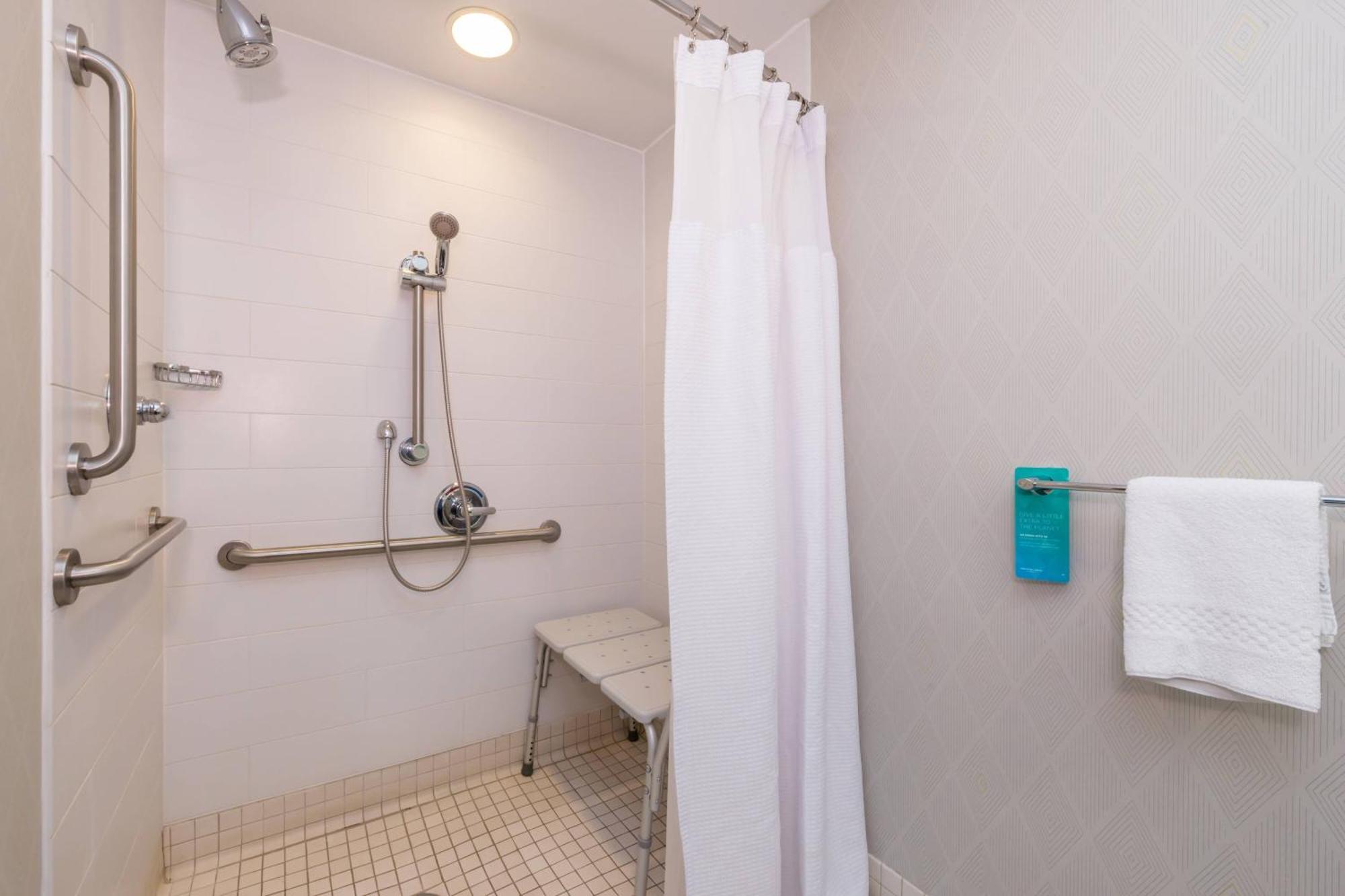 Springhill Suites By Marriott Huntsville Downtown Экстерьер фото