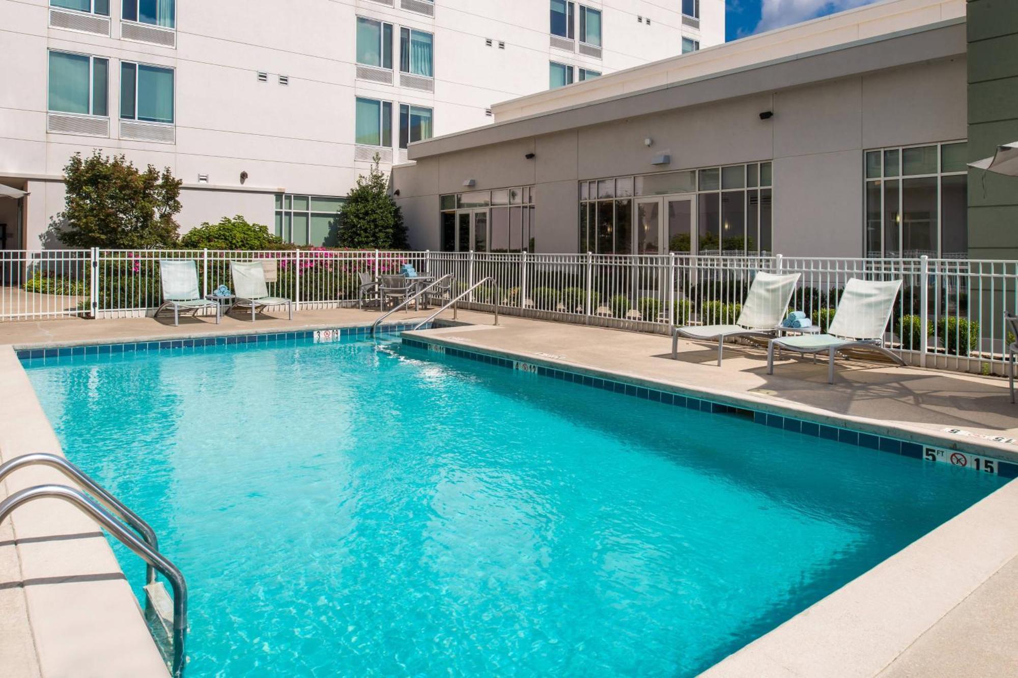 Springhill Suites By Marriott Huntsville Downtown Экстерьер фото