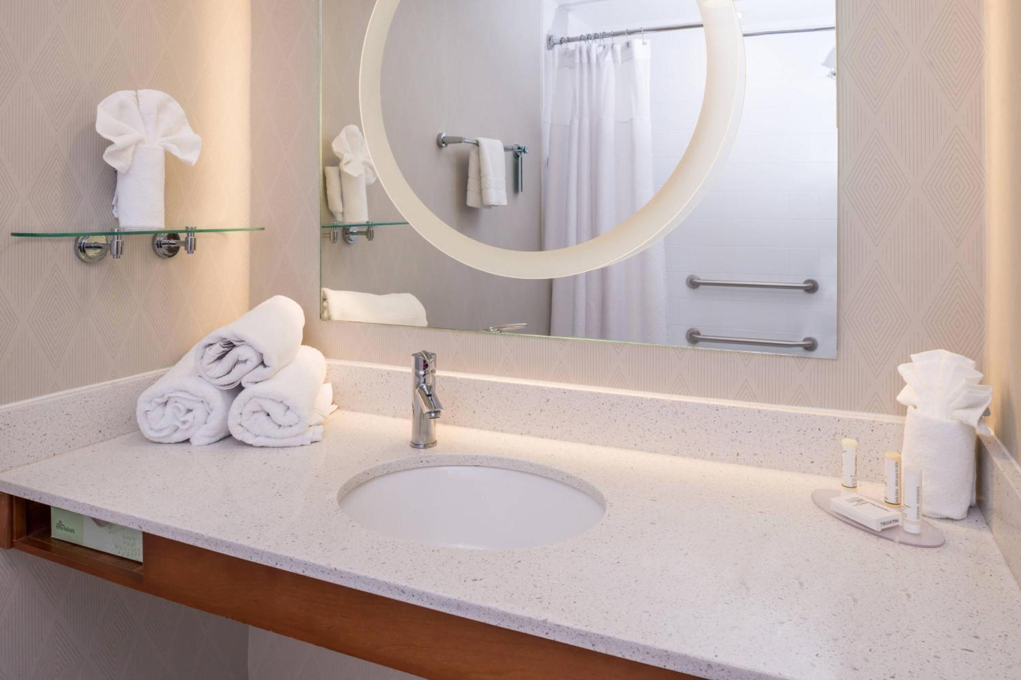 Springhill Suites By Marriott Huntsville Downtown Экстерьер фото