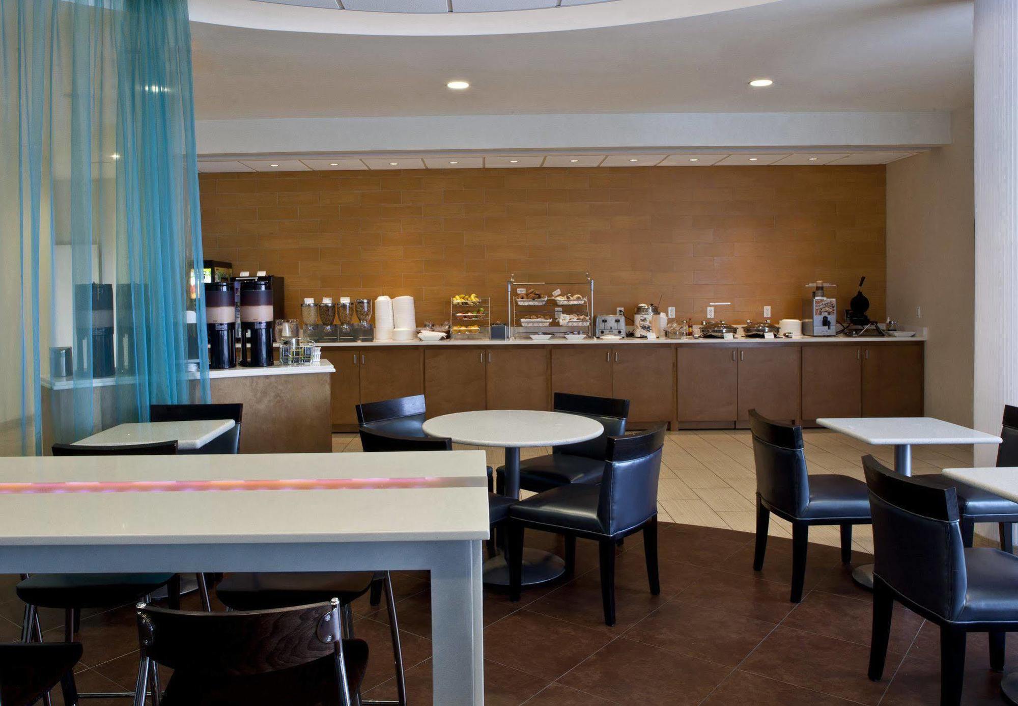 Springhill Suites By Marriott Huntsville Downtown Экстерьер фото
